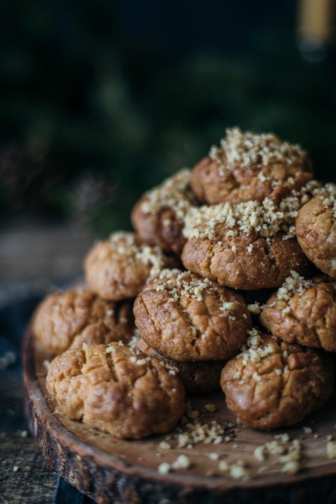 Teti's Greek Christmas honey cookies (melomakarona) - Teti's flakes